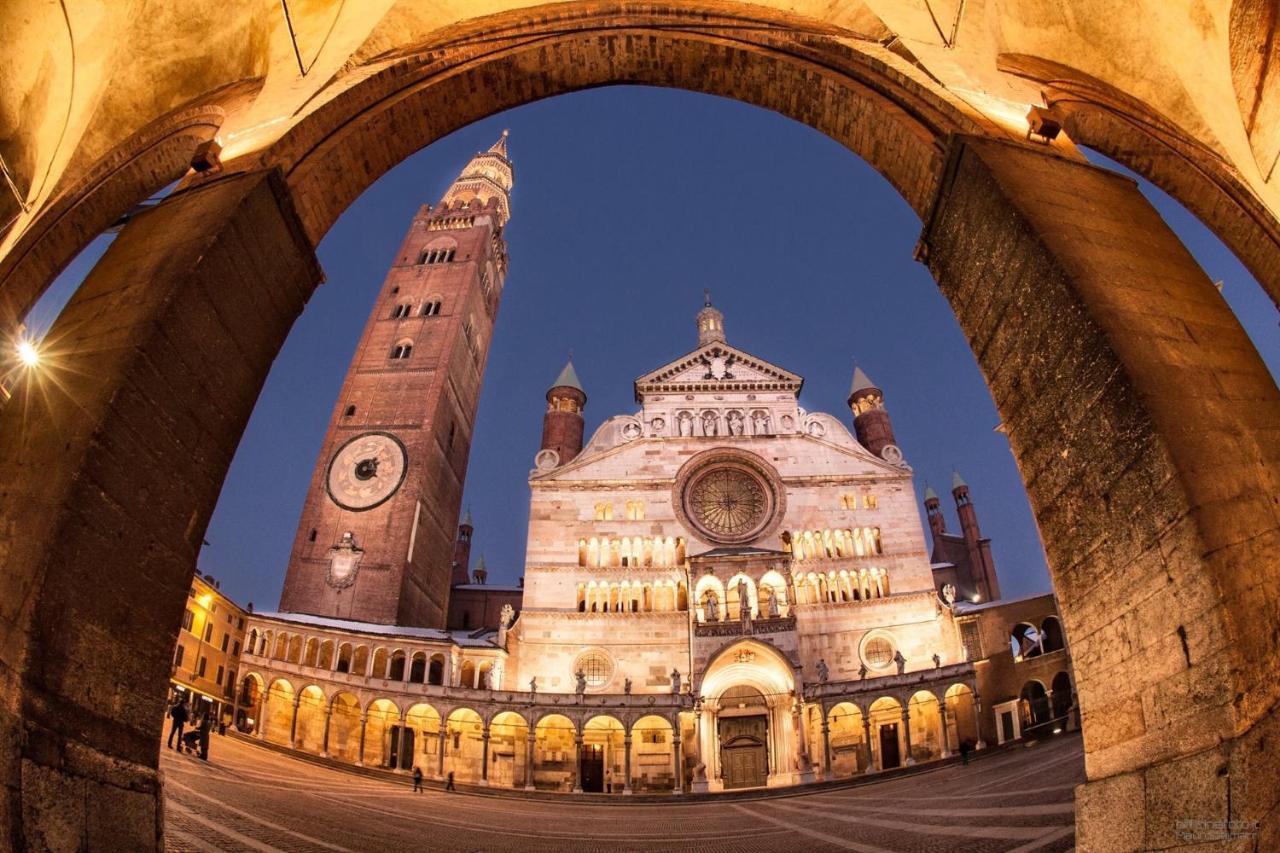Appartamento Andrea Amati Nel Cuore Di Cremona Exterior foto